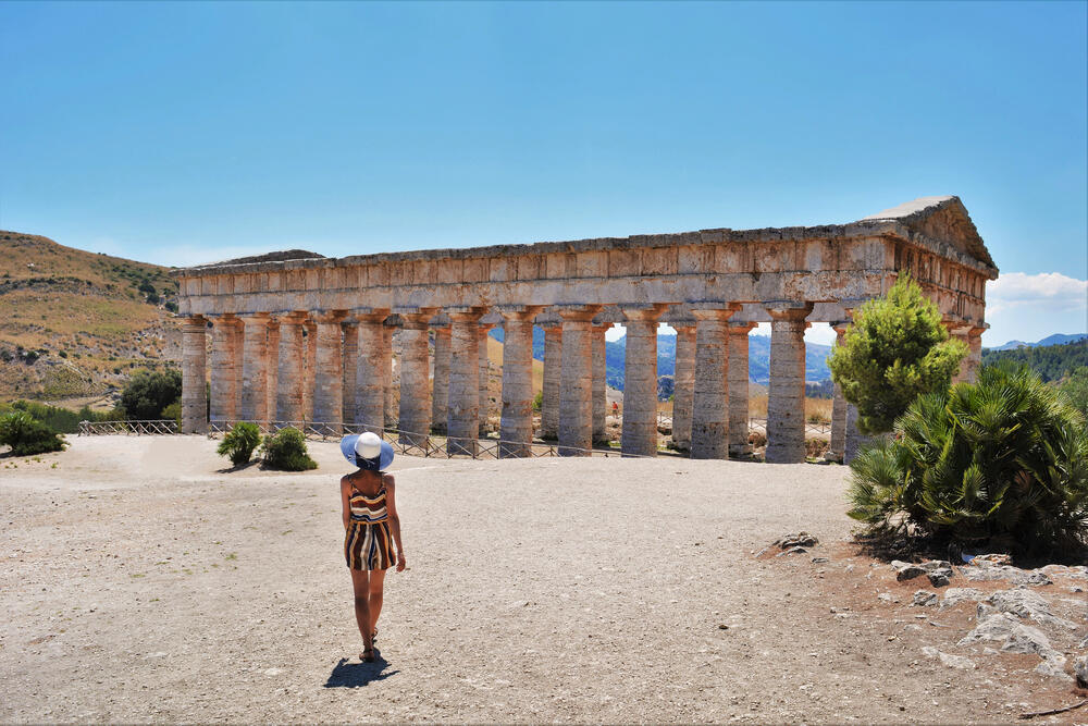 Discover Erice, Segesta and the salt pans of Trapani