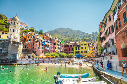 Escursione di un’intera giornata al Parco Nazionale delle Cinque Terre con pranzo street food opzionale